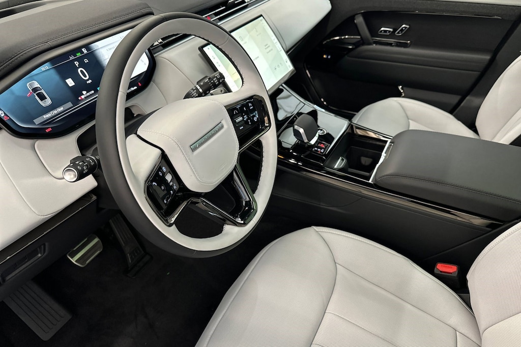 New 2026 Land Rover Range Rover Sport P400 Dynamic SE SUV