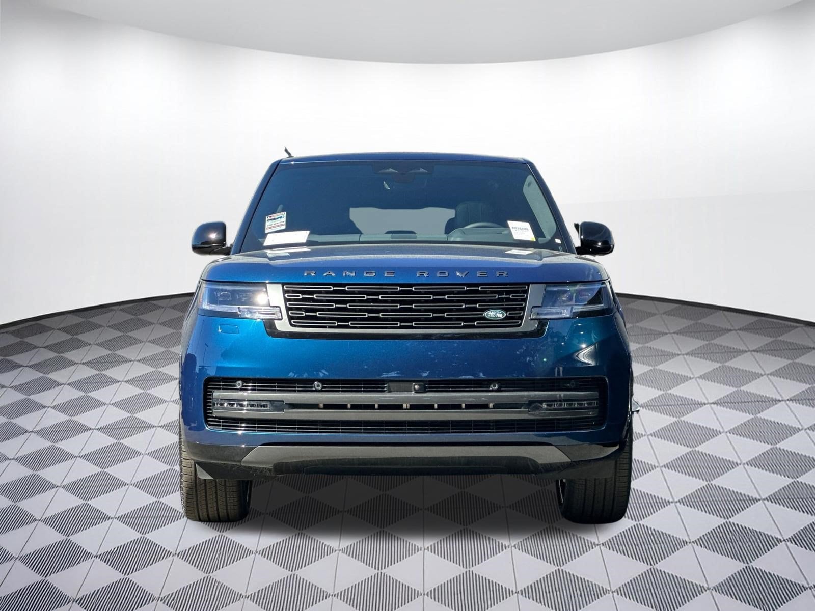 2026 Land Rover Range Rover SE - Photo 6