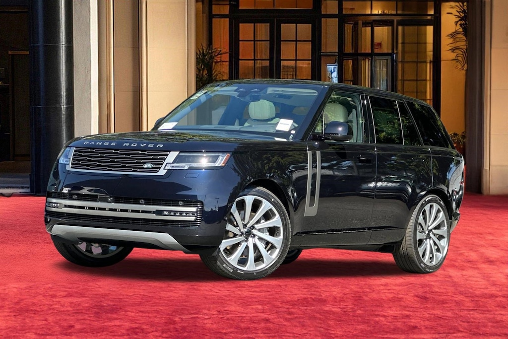 New 2026 Land Rover Range Rover P530 SE SUV