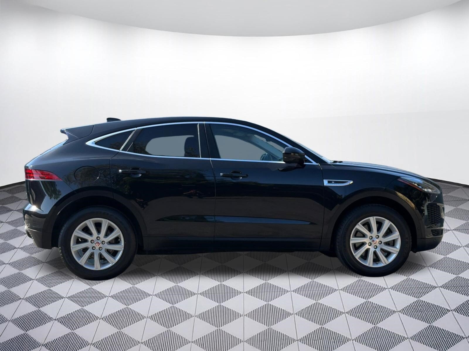E-PACE S P250 AWD S