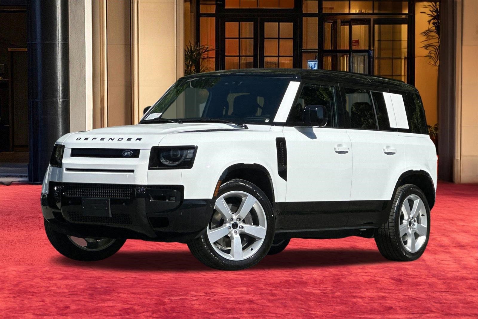2026 Land Rover Defender 110 X-Dynamic SE P400's photo