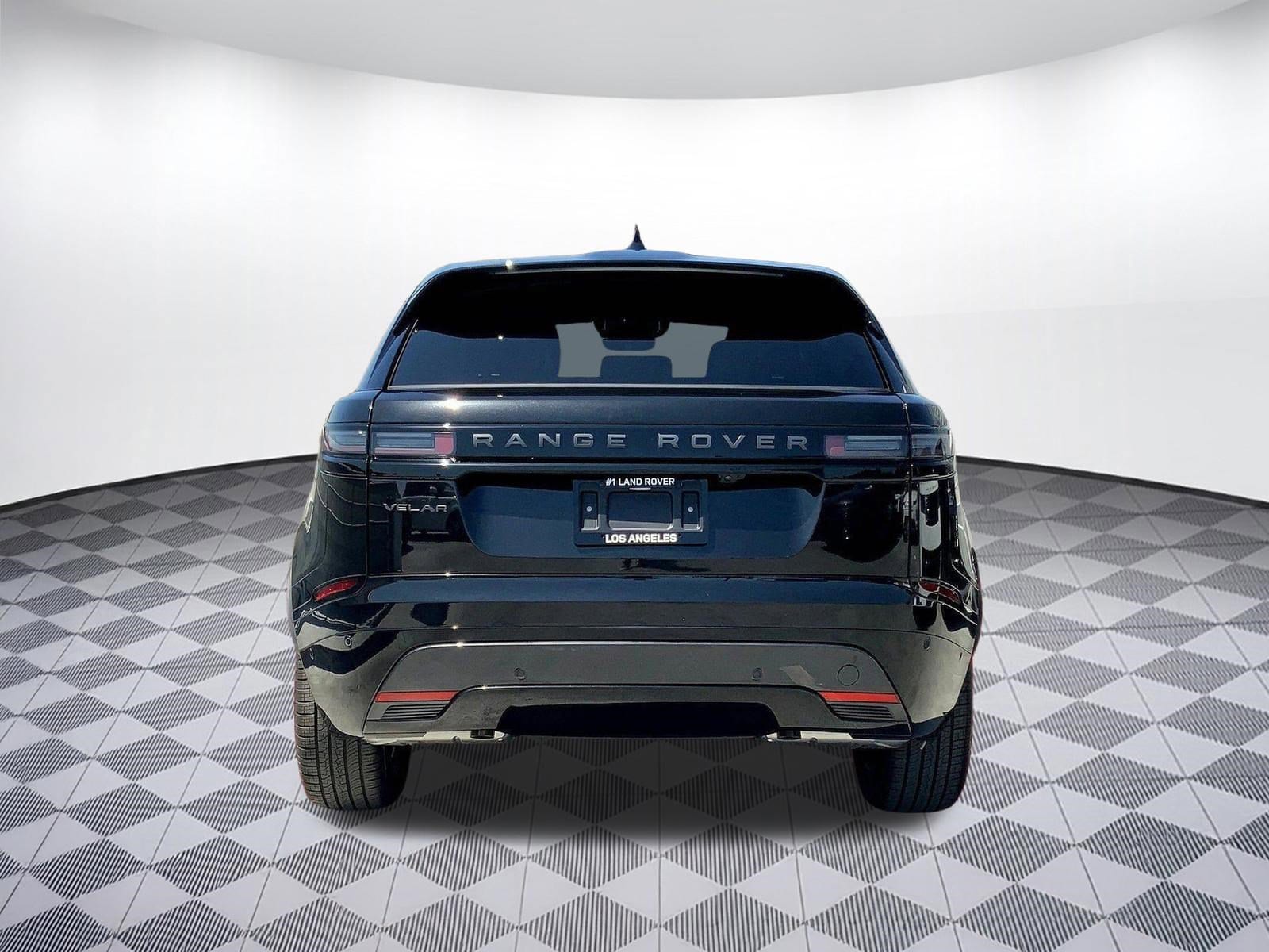 Range Rover Velar Dynamic SE P250 Dynamic SE *Ltd Avail*