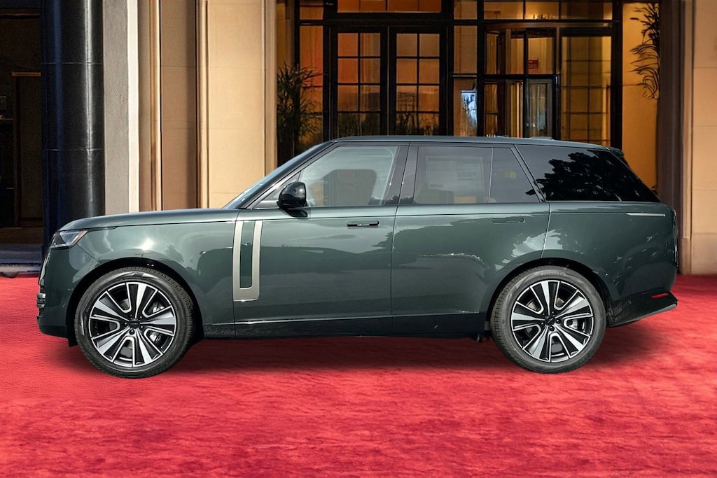 New 2026 Land Rover Range Rover P400 SE SUV