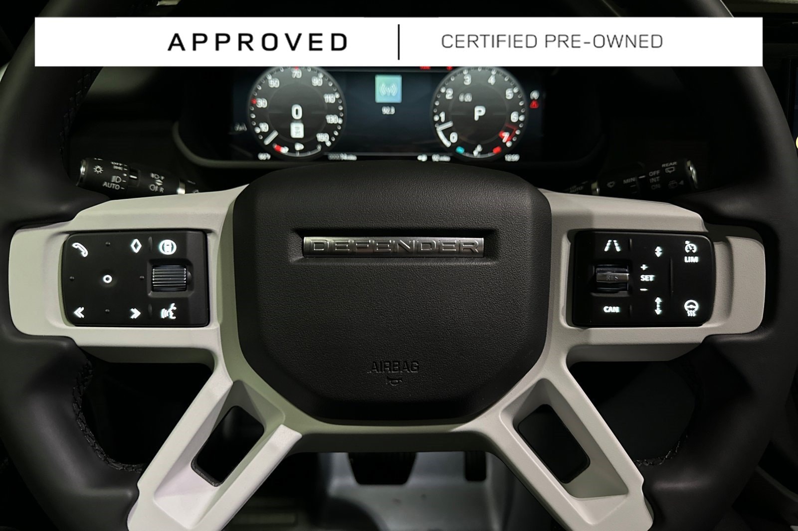 2025 Land Rover Defender X-Dynamic SE - Photo 10