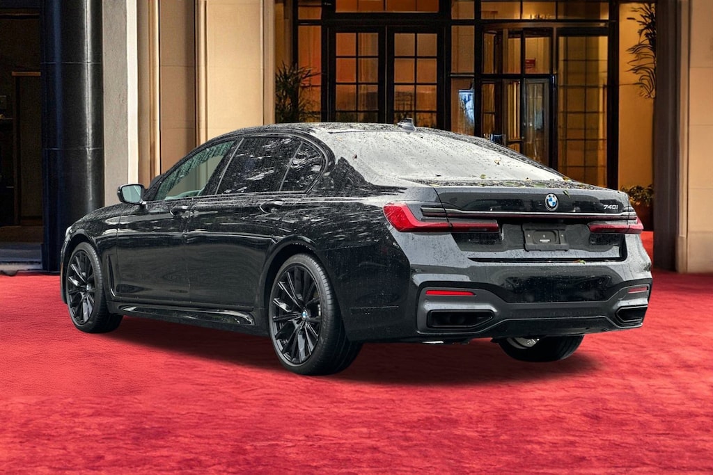 Used 2022 BMW 7 Series 740i Sedan