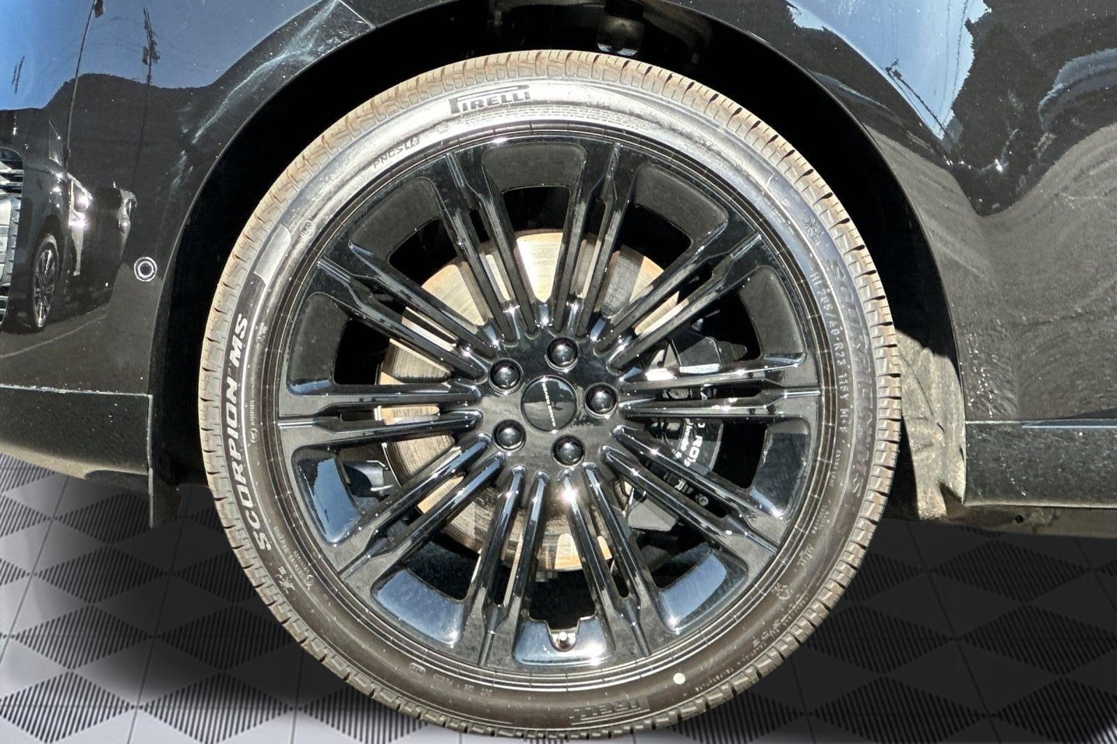 2026 Land Rover Range Rover Autobiography - Photo 13