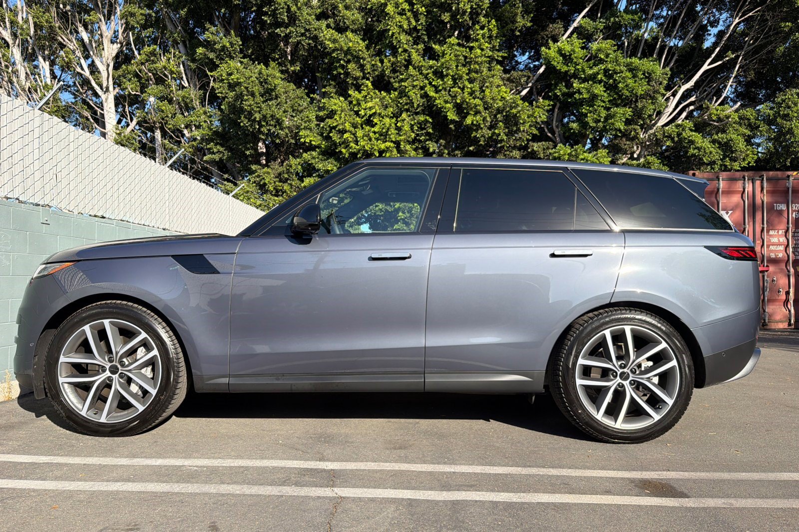 2027 Land Rover Range Rover Sport