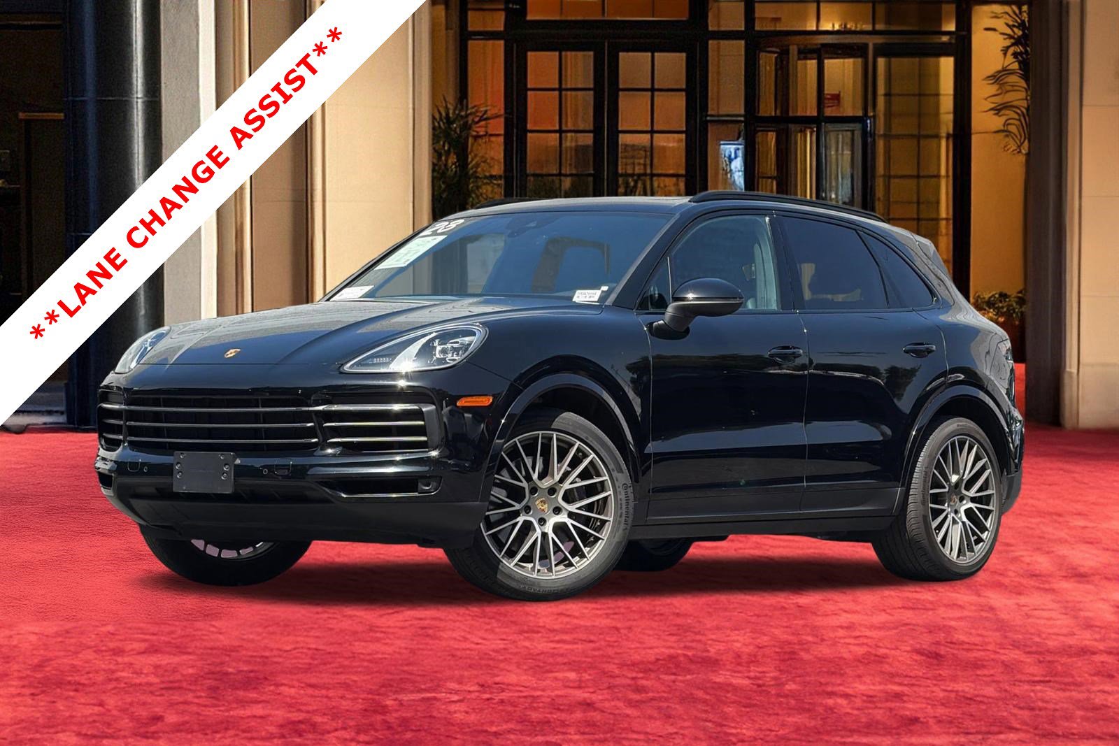 2023 Porsche Cayenne Platinum Edition's photo