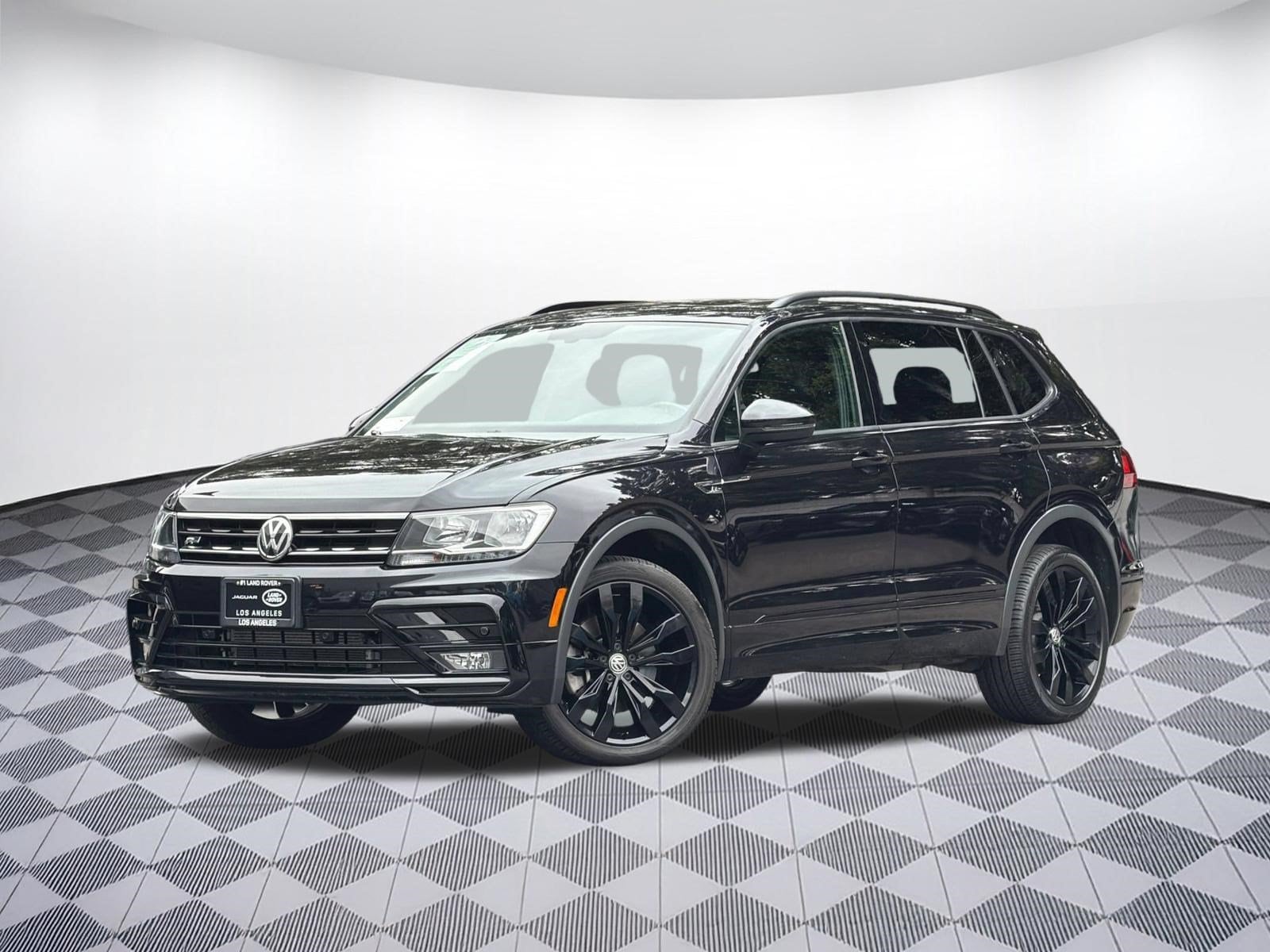 2020 Volkswagen Tiguan SE R-Line Black