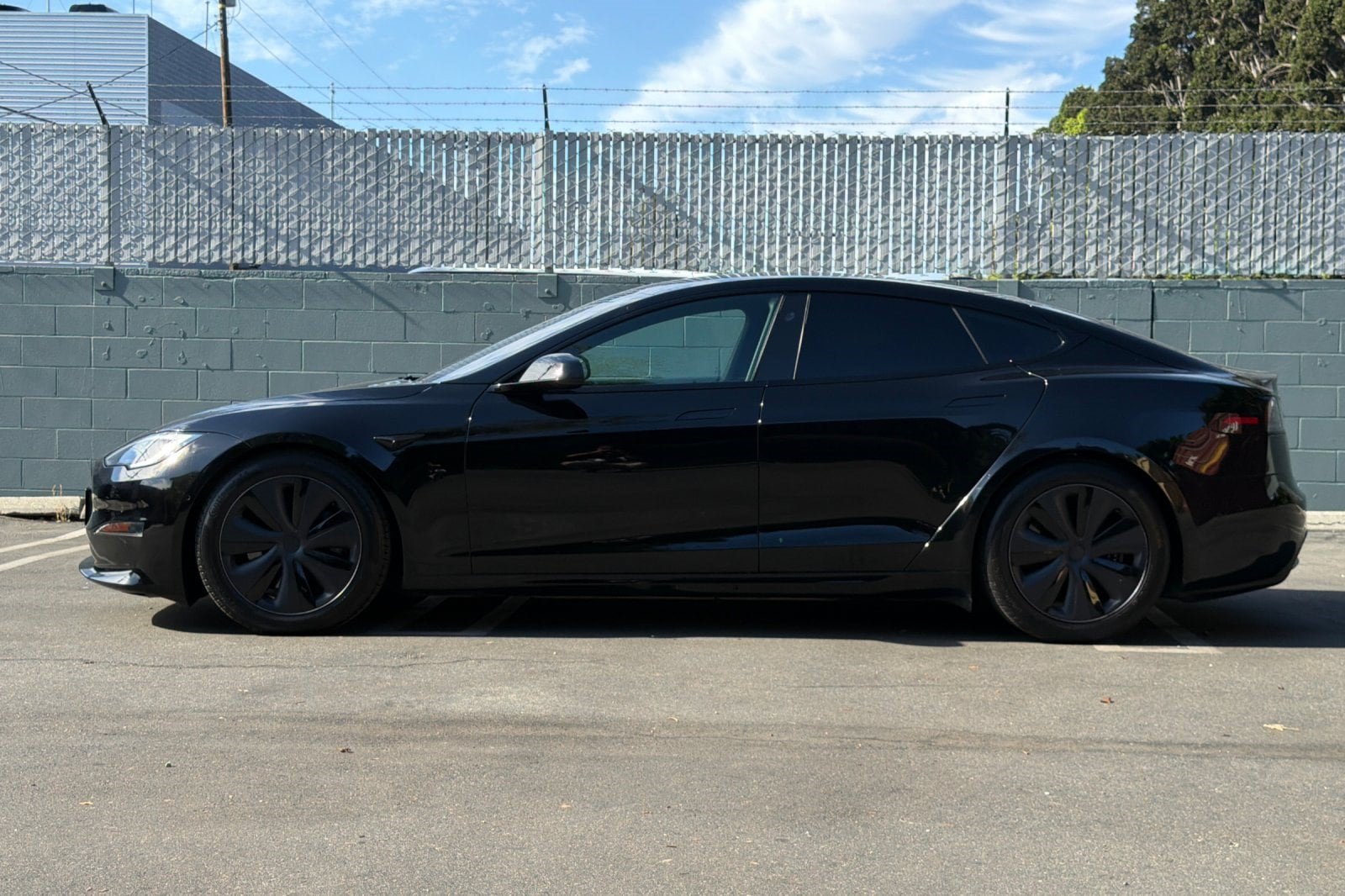 Used 2022 Tesla Model S Long Range with VIN 5YJSA1E54NF491584 for sale in Los Angeles, CA