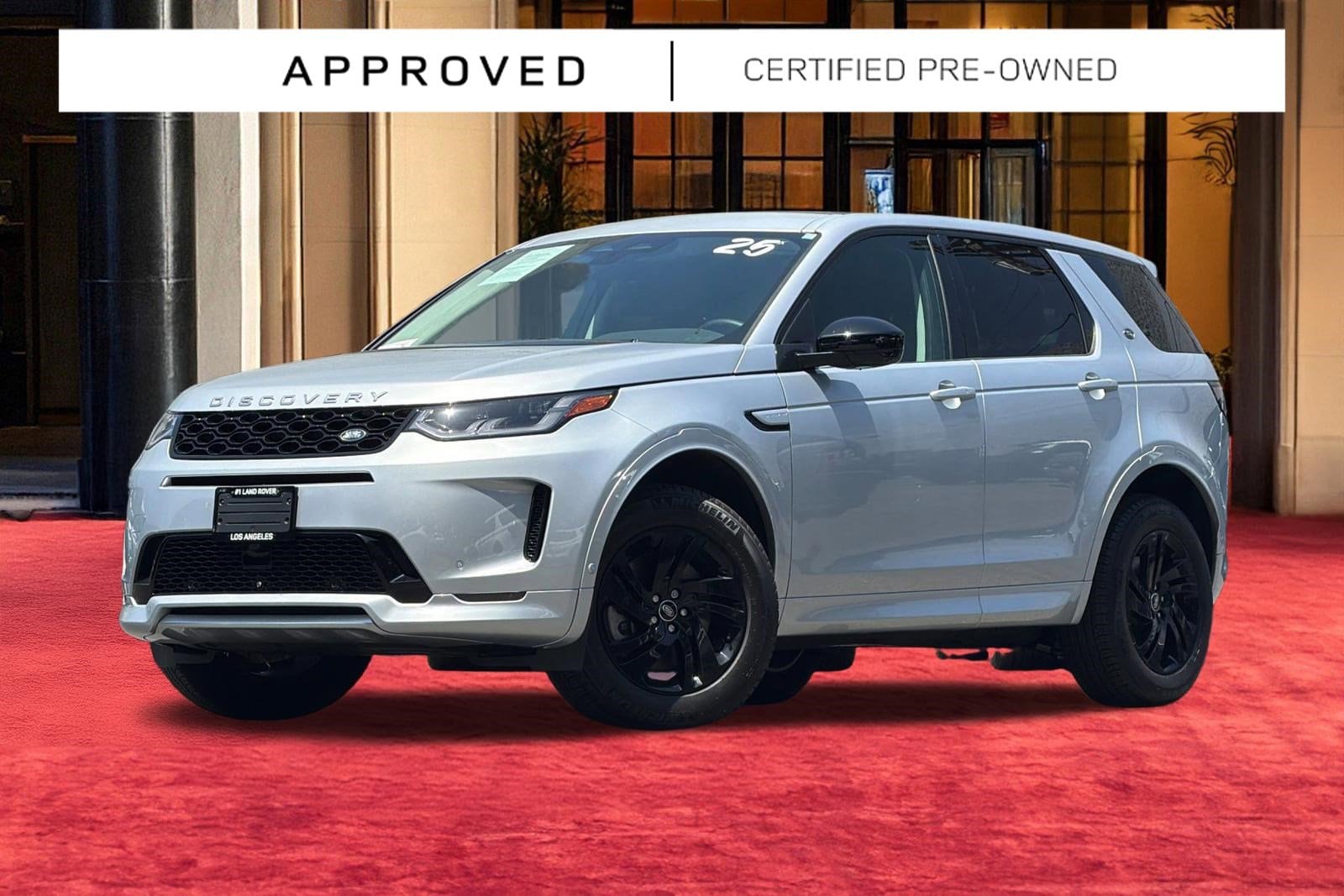 2025 Land Rover Discovery Sport 2.0 S's photo