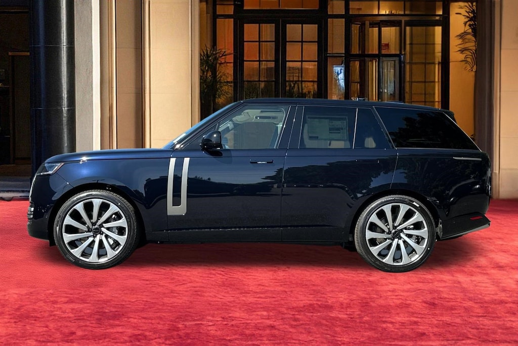 New 2026 Land Rover Range Rover P530 SE SUV