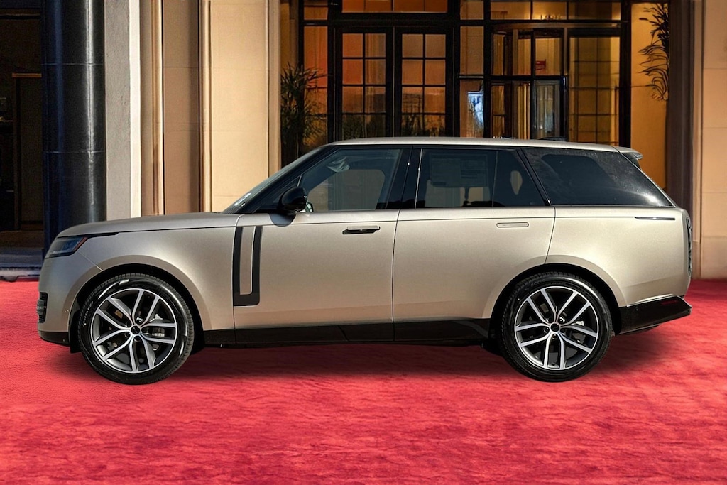 New 2026 Land Rover Range Rover P530 SE SUV