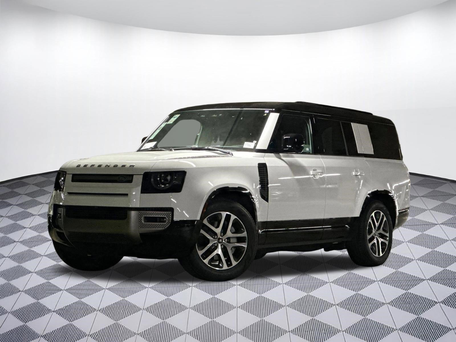 2025 Land Rover Defender X-Dynamic SE - Photo 1