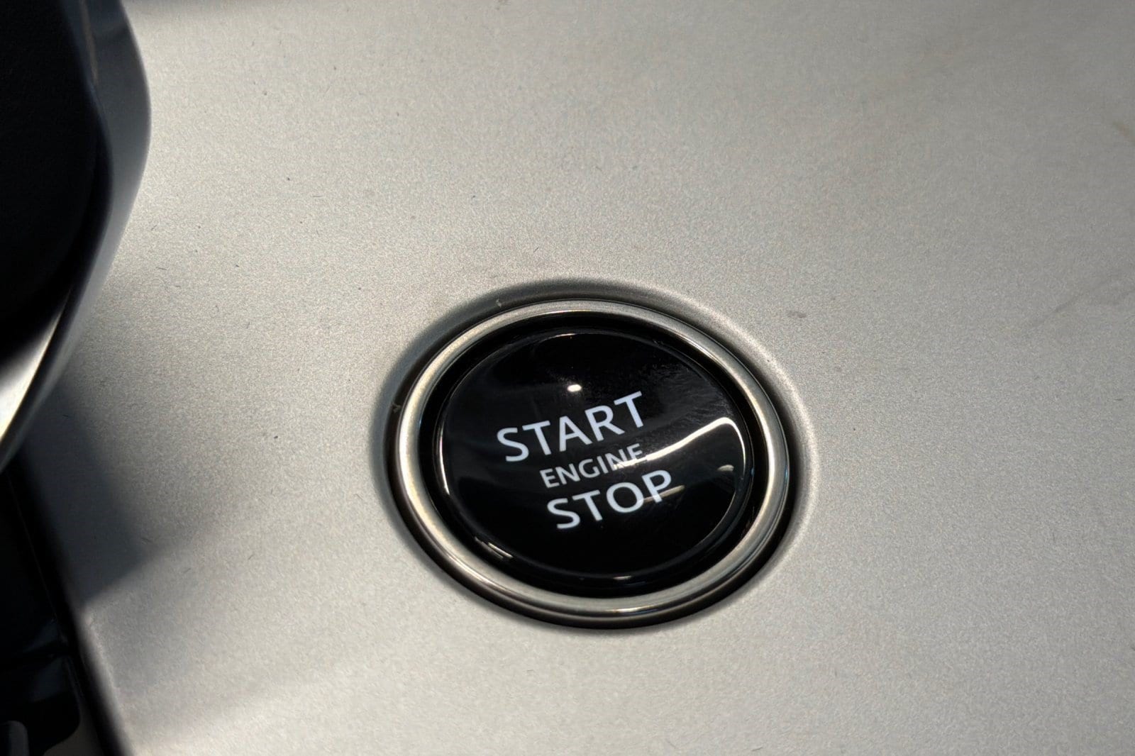 2026 Land Rover Range Rover SE - Photo 16