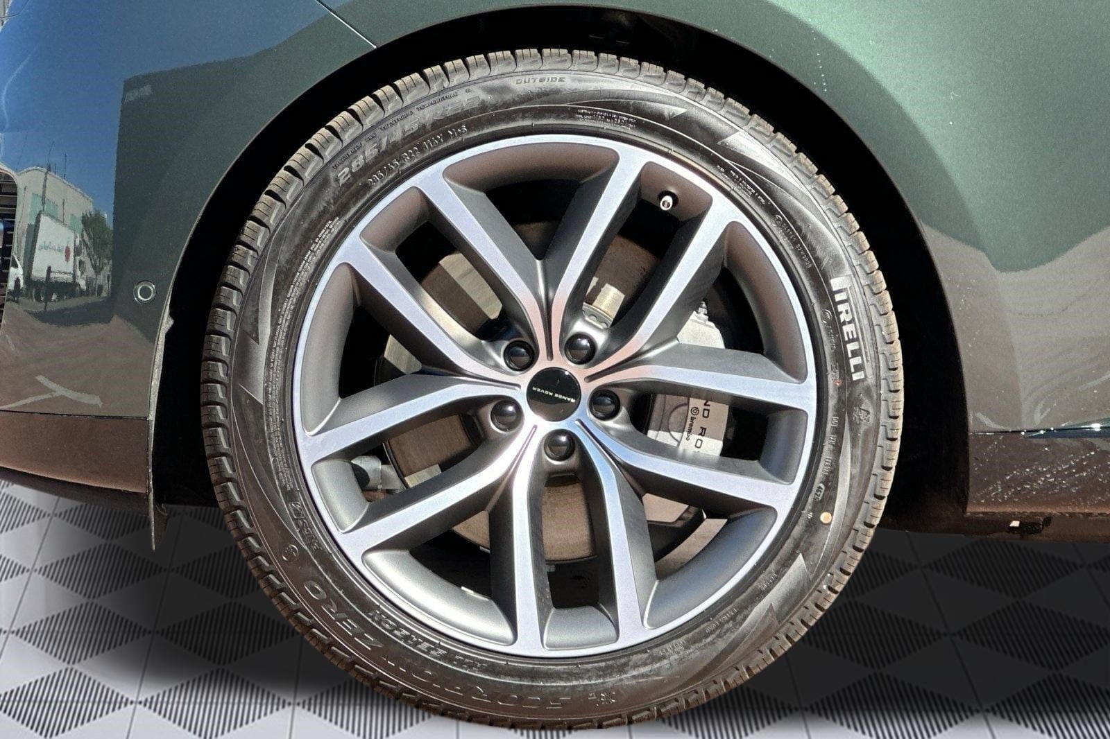 2026 Land Rover Range Rover SE - Photo 12