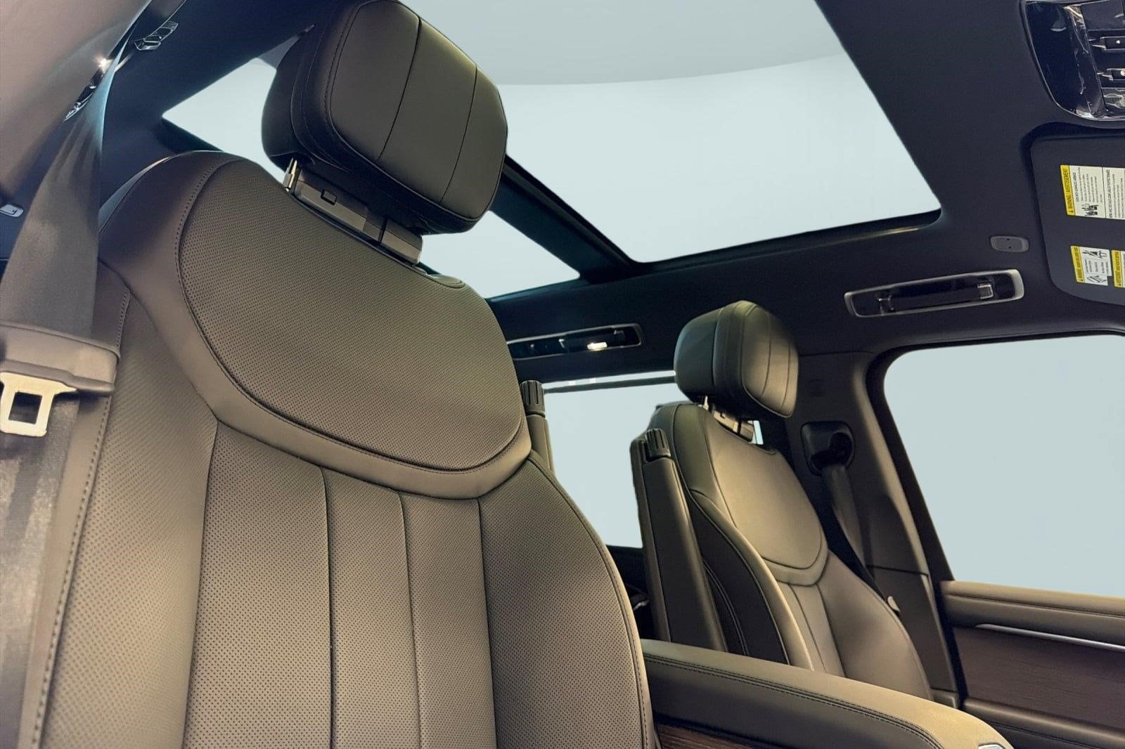 2026 Land Rover Range Rover SE - Photo 21
