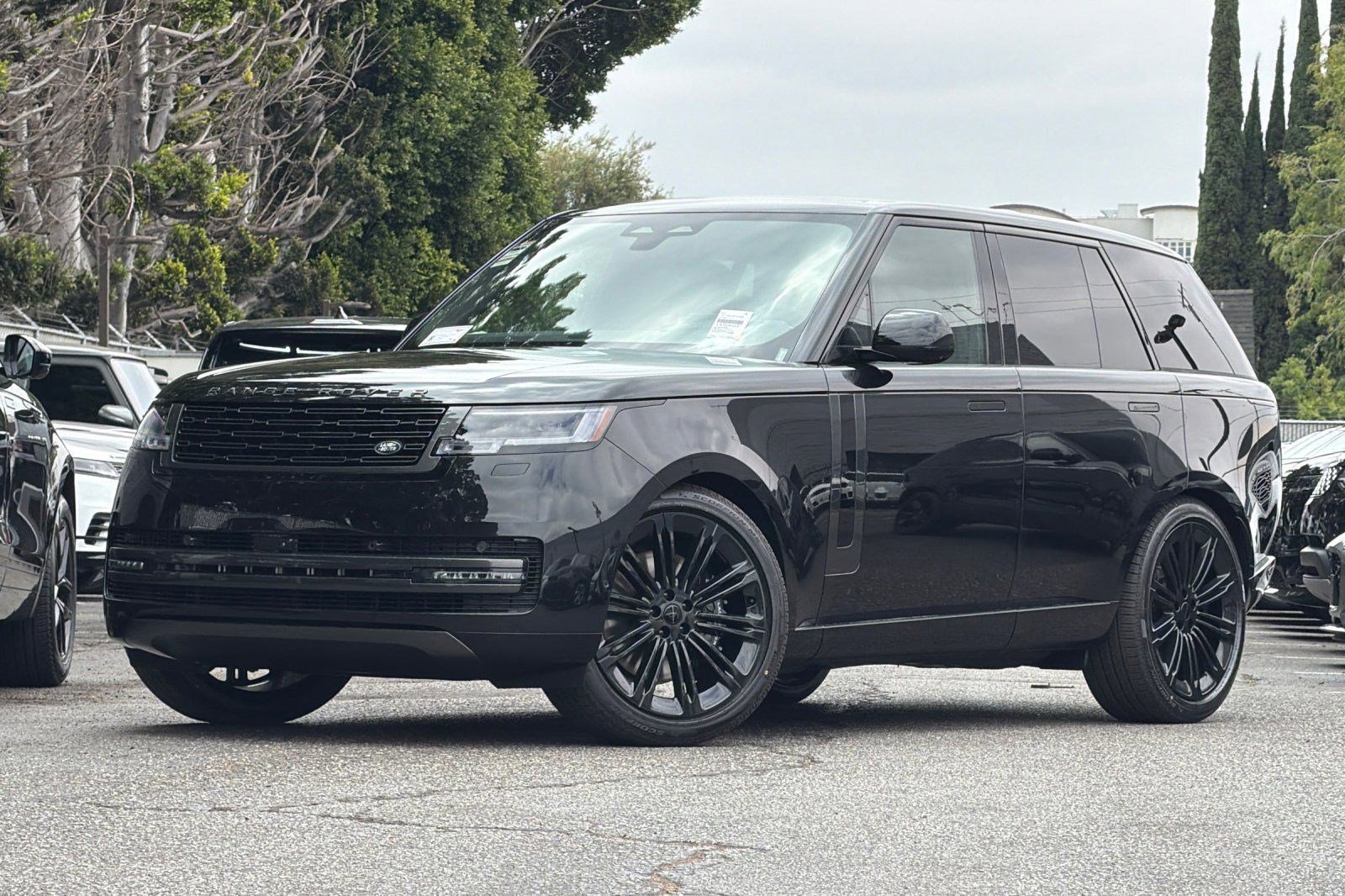 2026 Land Rover Range Rover 4.4 SE SWB's photo