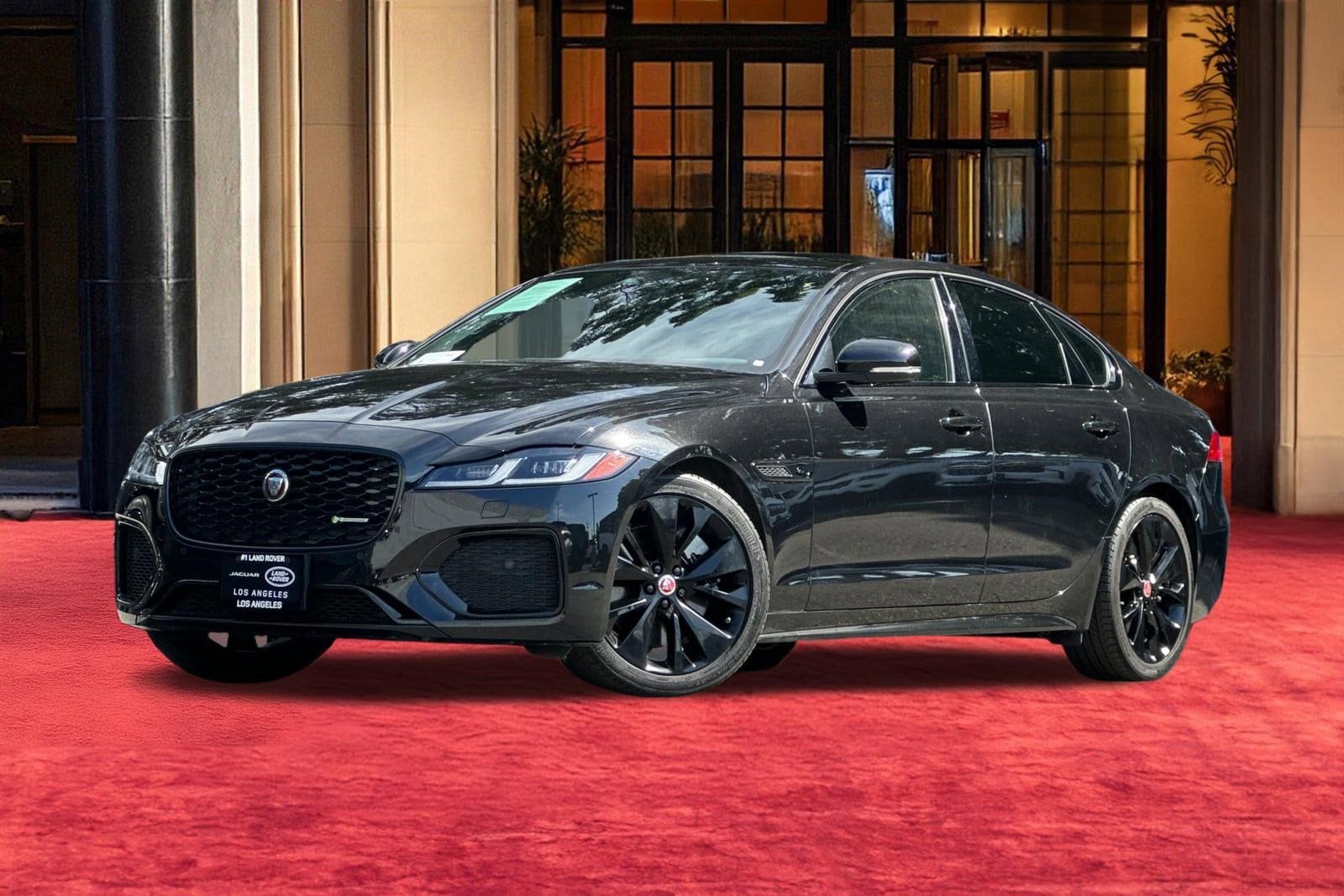 2022 Jaguar XF R-Dynamic SE