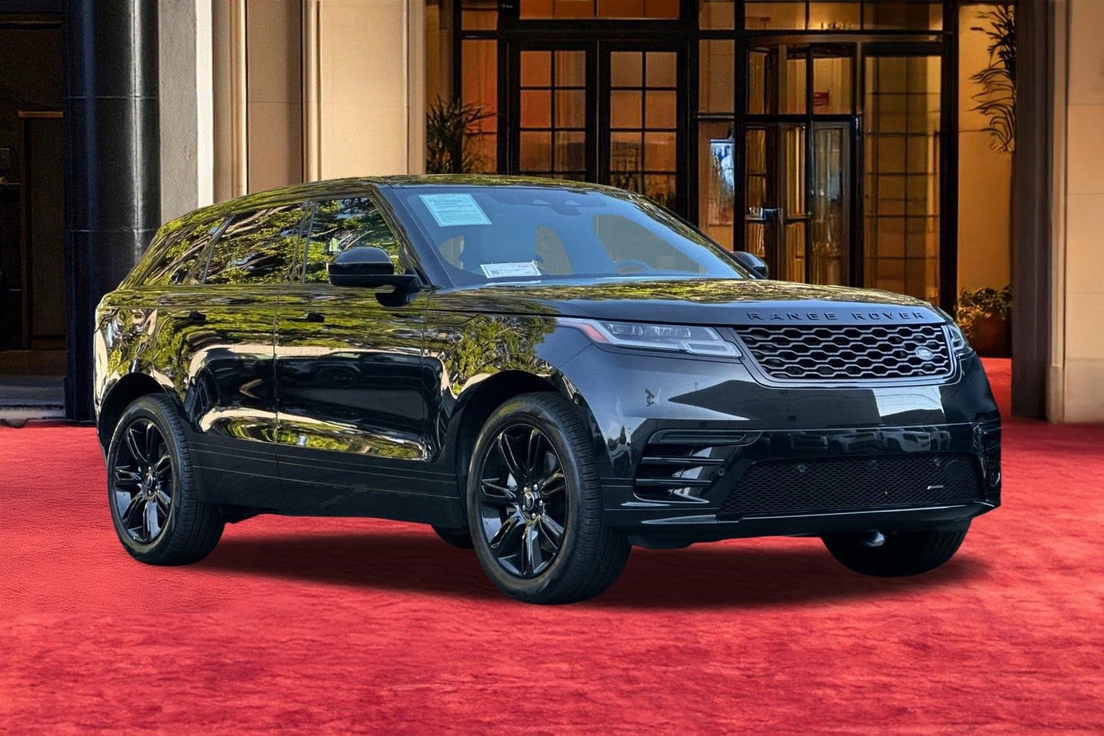 2023 Land Rover Range Rover Velar R-Dynamic S photo 5