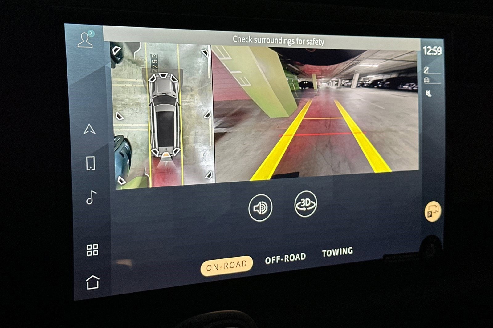 2025 Land Rover Defender X-Dynamic SE - Photo 21