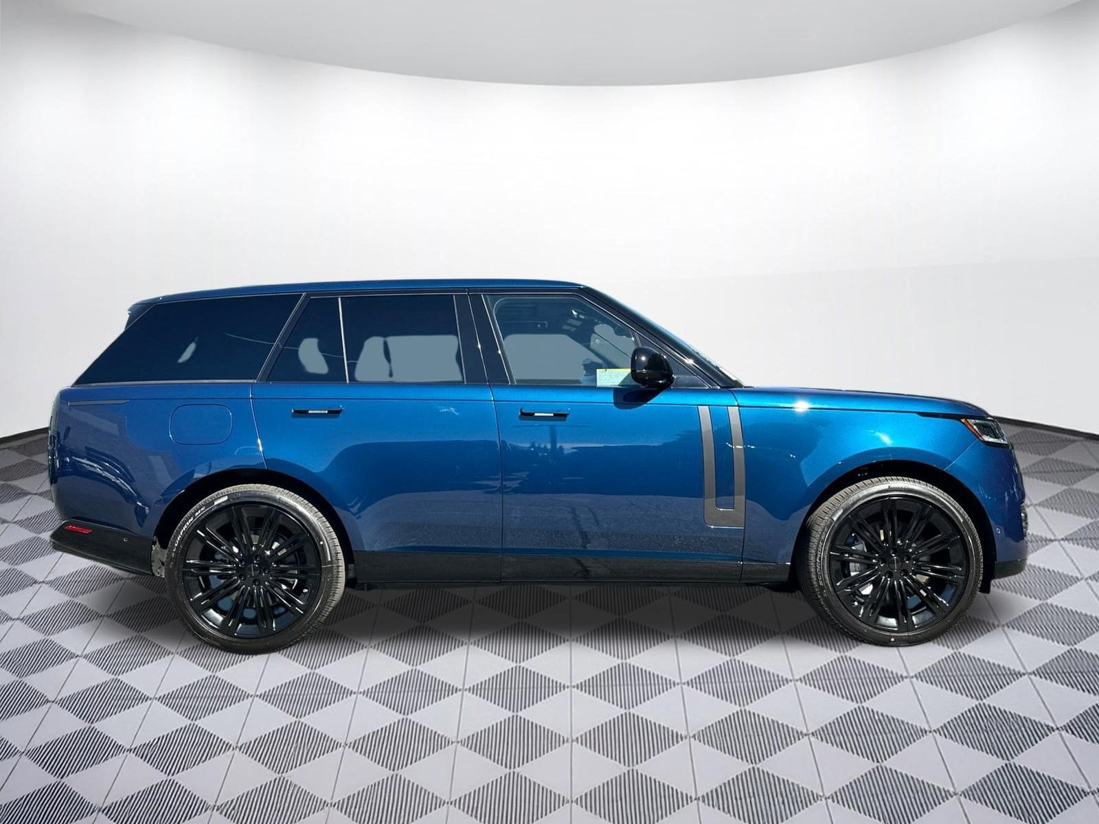 2026 Land Rover Range Rover SE - Photo 8