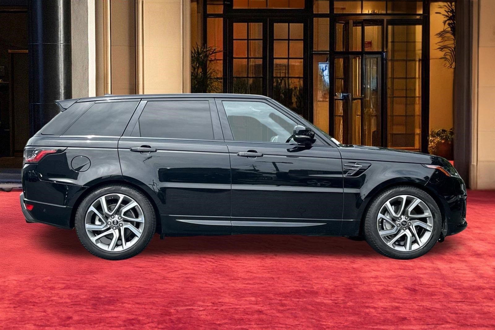 2021 Land Rover Range Rover Sport HSE Silver Edition photo 6