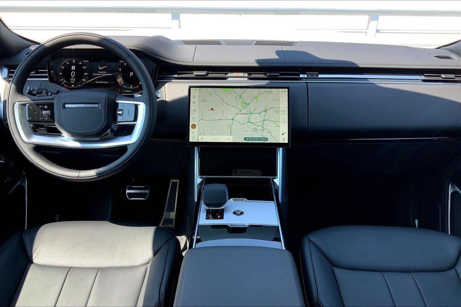 2025 Land Rover Range Rover SE - Photo 8