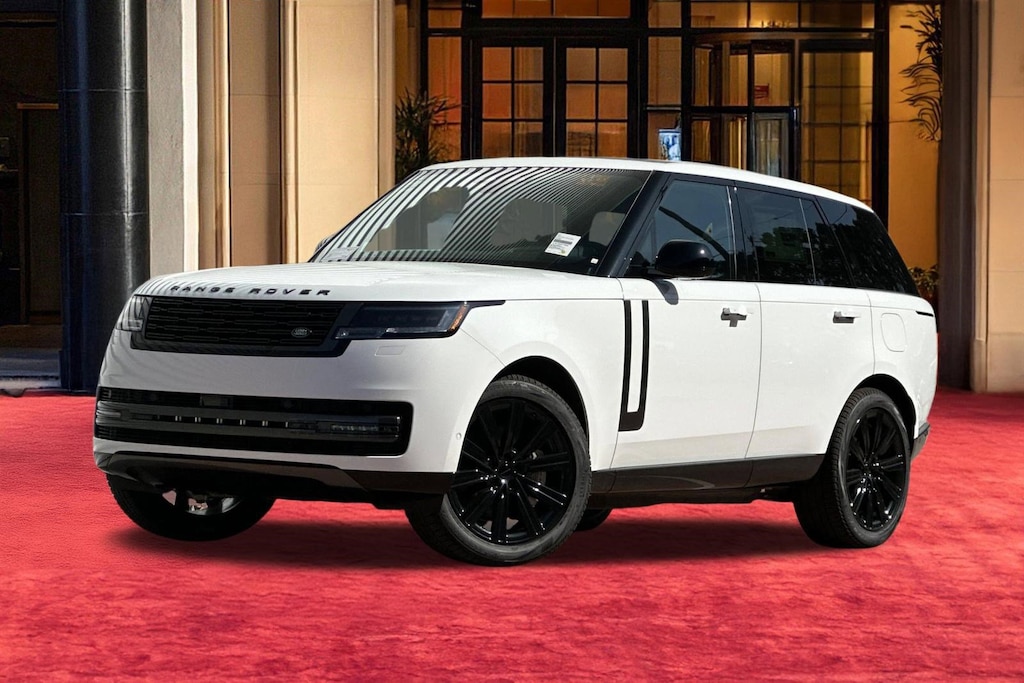 New 2026 Land Rover Range Rover P550e SE SUV