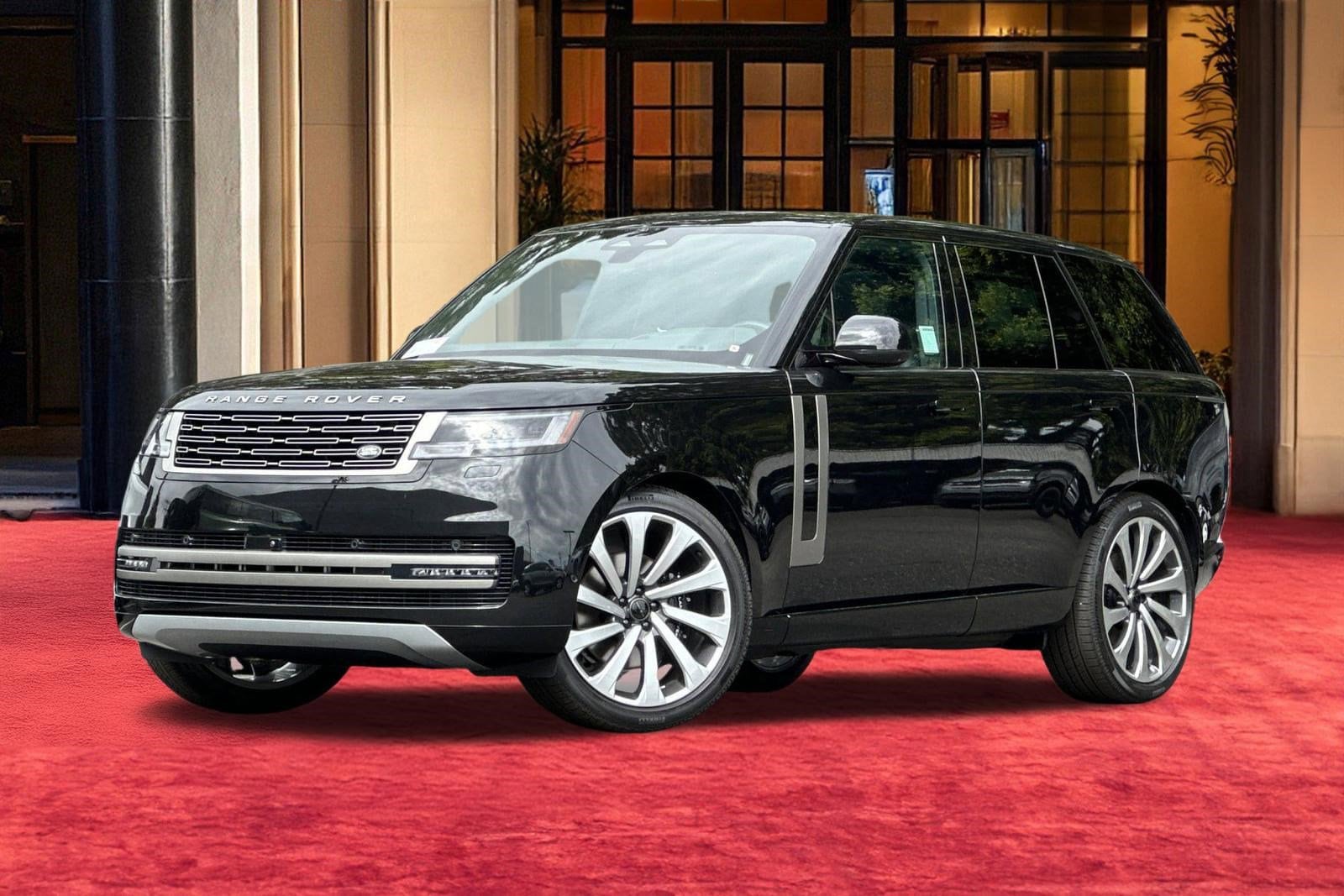 2026 Land Rover Range Rover 3.0 SE SWB's photo