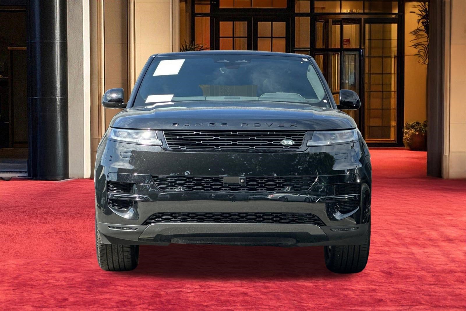 2025 Land Rover Range Rover Sport SE photo 5