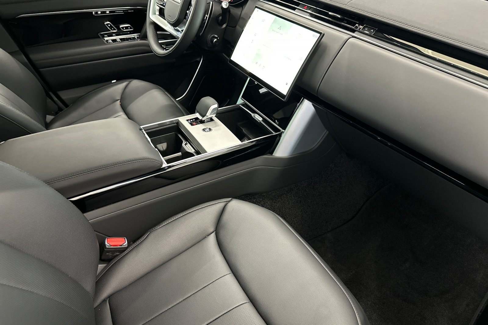 2026 Land Rover Range Rover SE - Photo 29