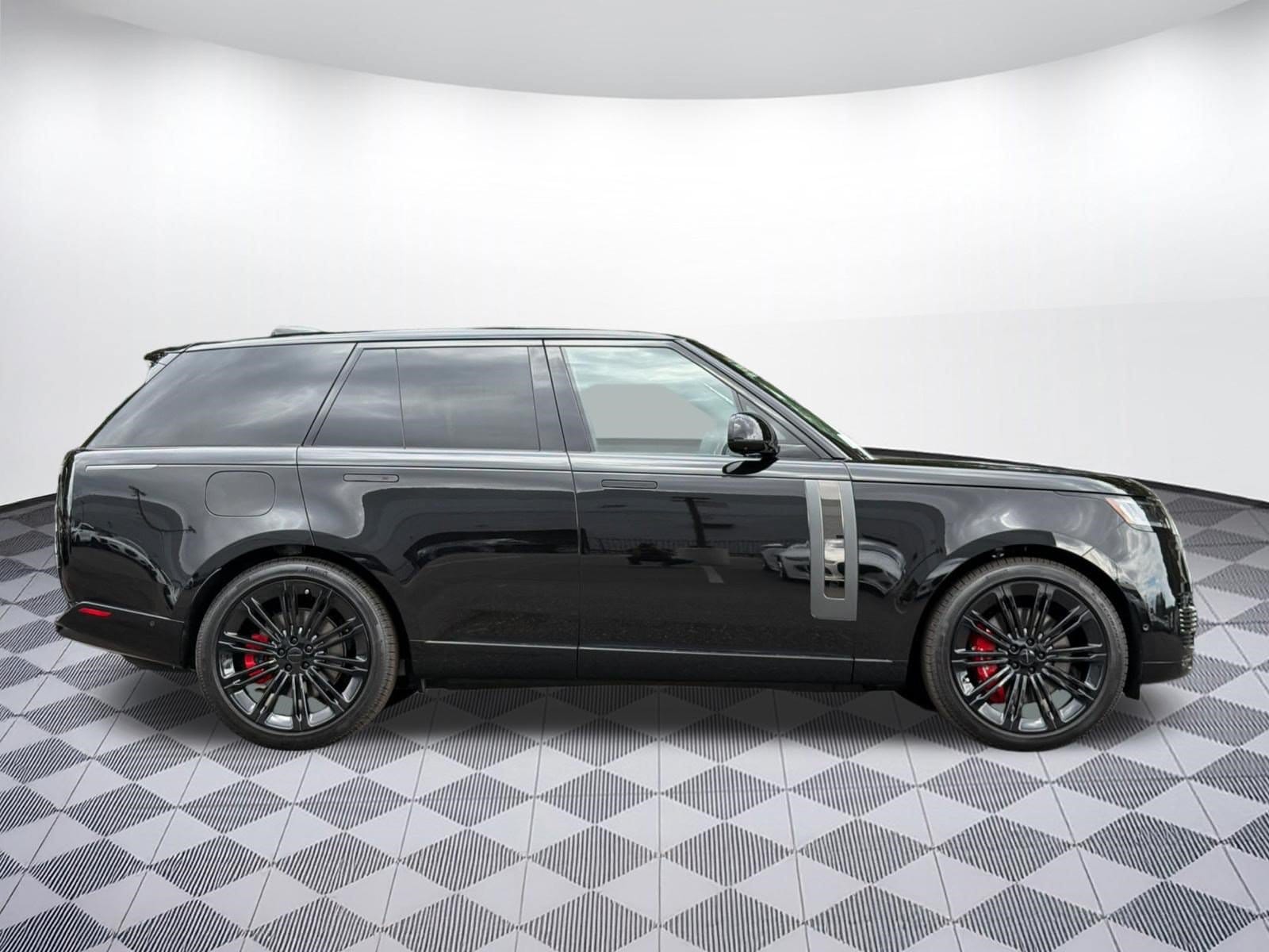 2026 Land Rover Range Rover SV - Photo 8