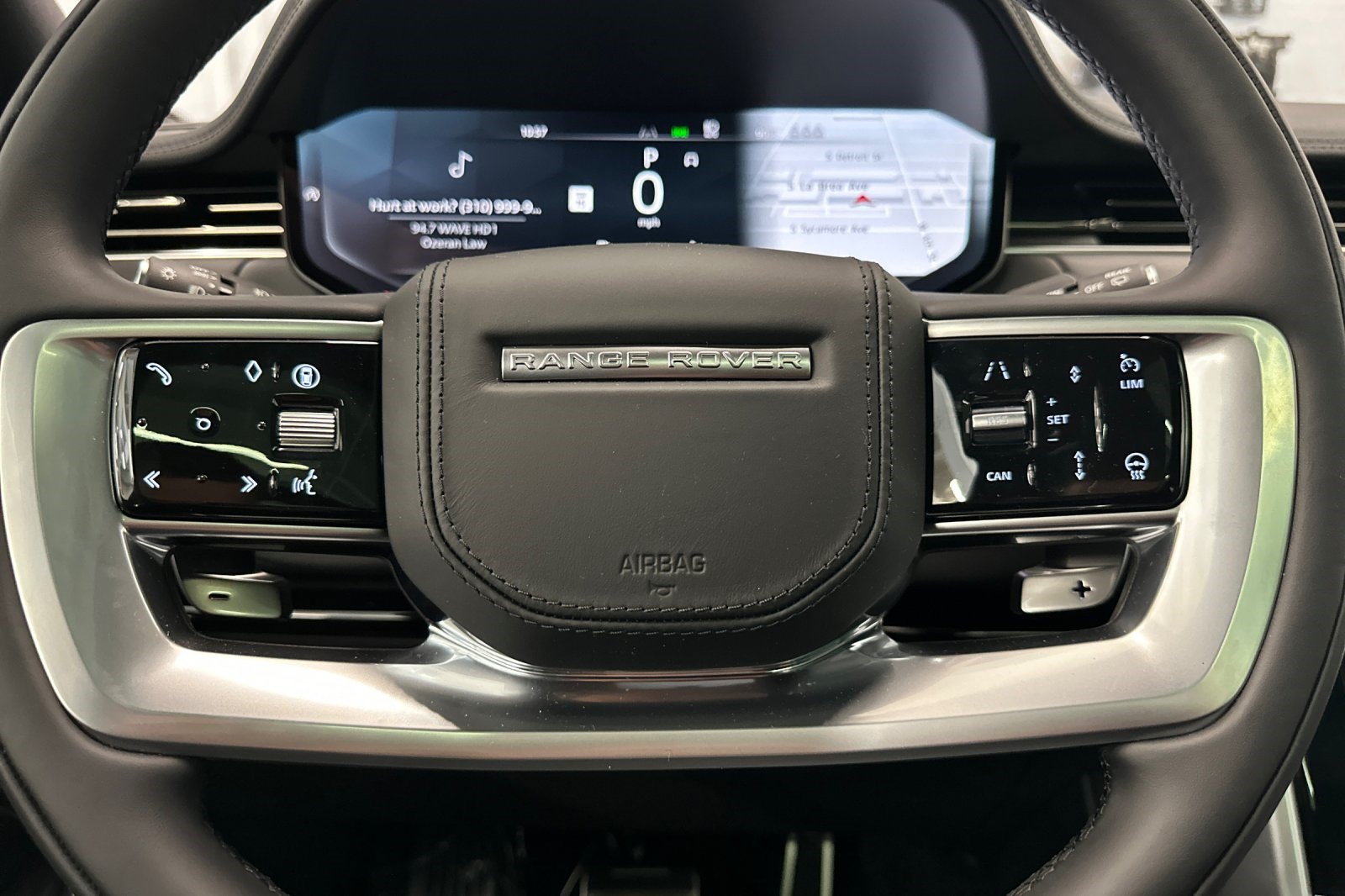 2026 Land Rover Range Rover SE - Photo 11