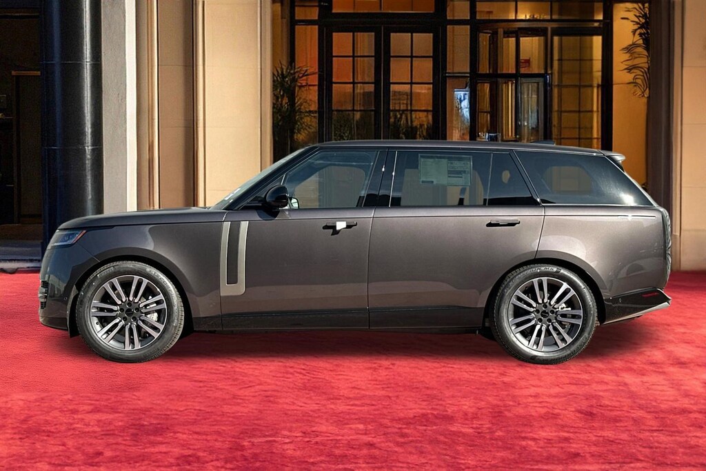 New 2026 Land Rover Range Rover P530 SE 7 Seat SUV