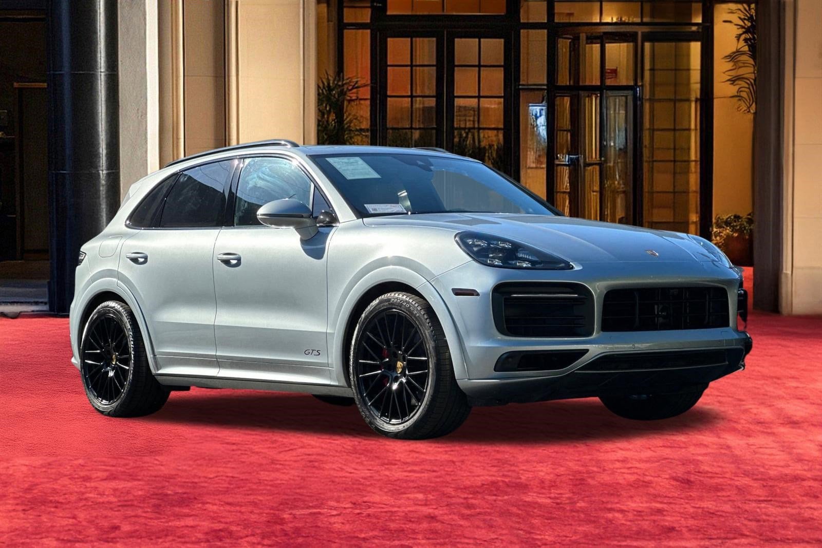 2021 Porsche Cayenne GTS photo 6