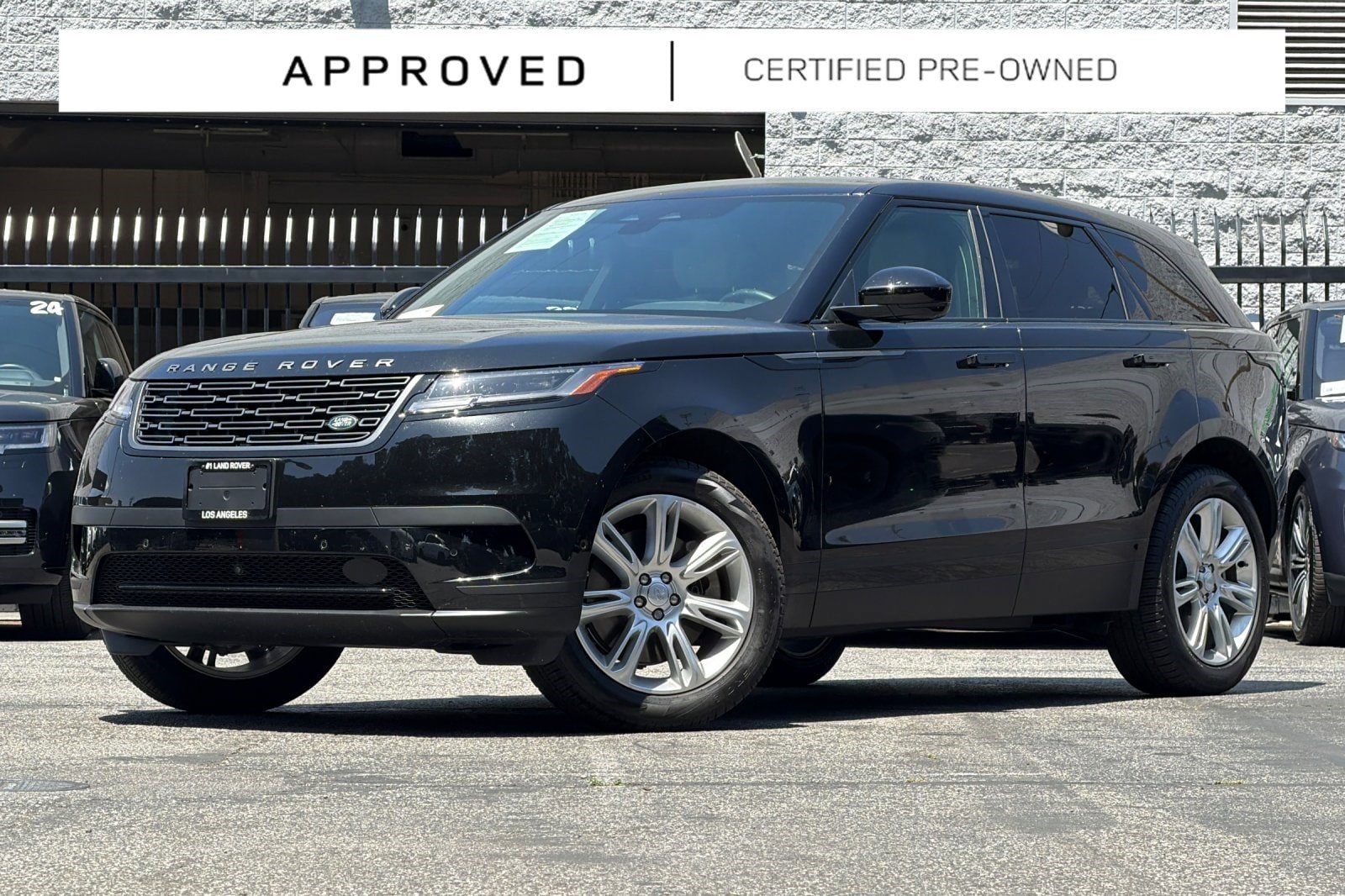 2026 Land Rover Range Rover Velar P250 S's photo