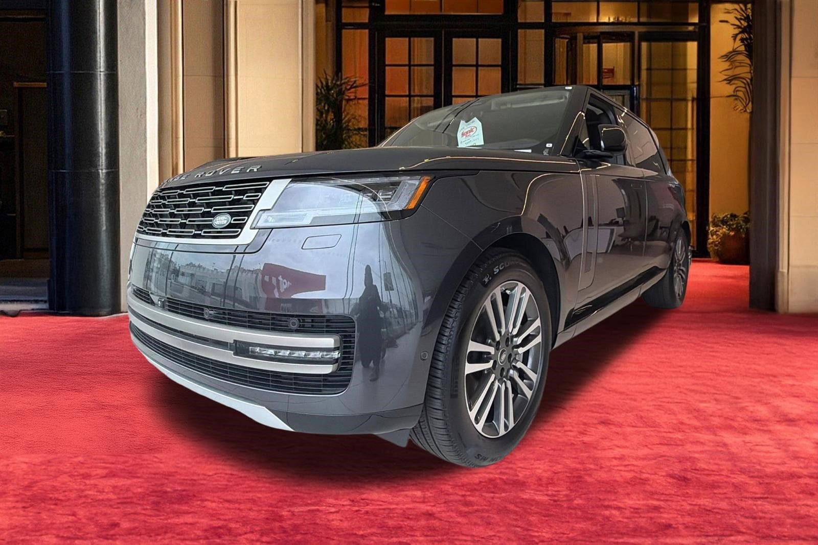 2025 Land Rover Range Rover 4.4 SE LWB 7's photo