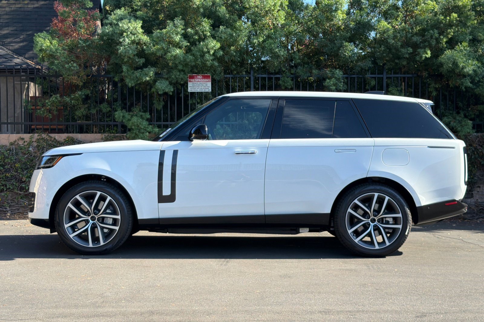 2026 Land Rover Range Rover SE Phev SUV