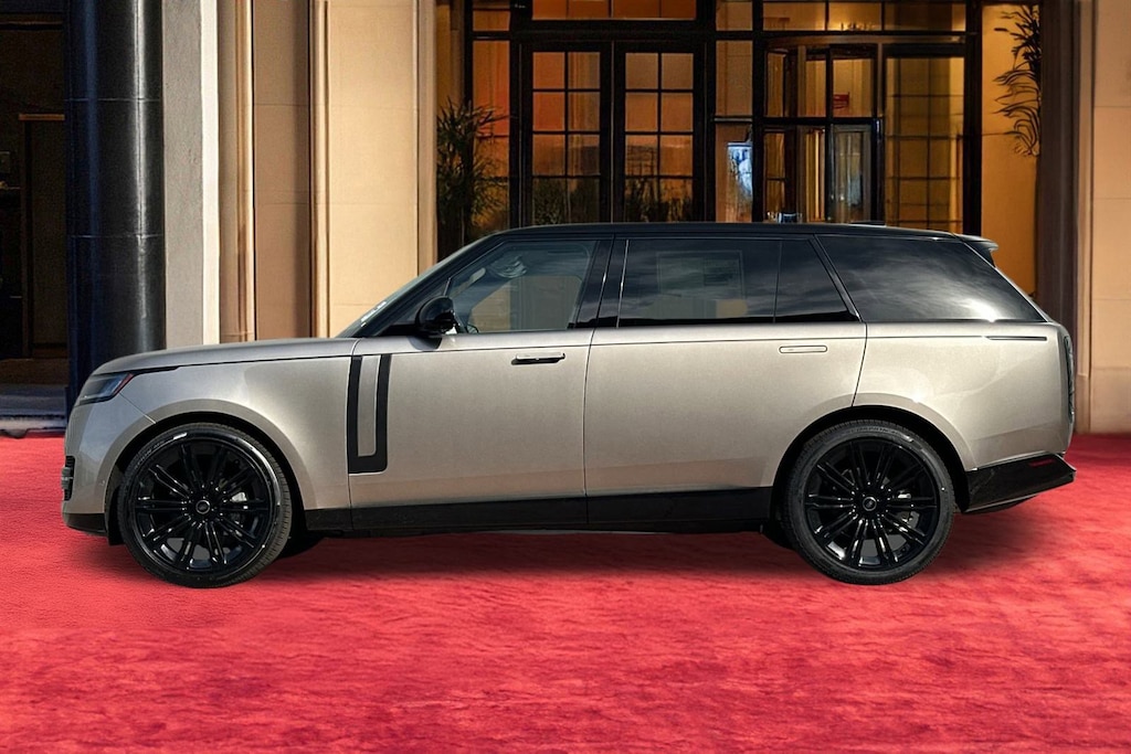New 2025 Land Rover Range Rover P400 SE 7 Seat SUV