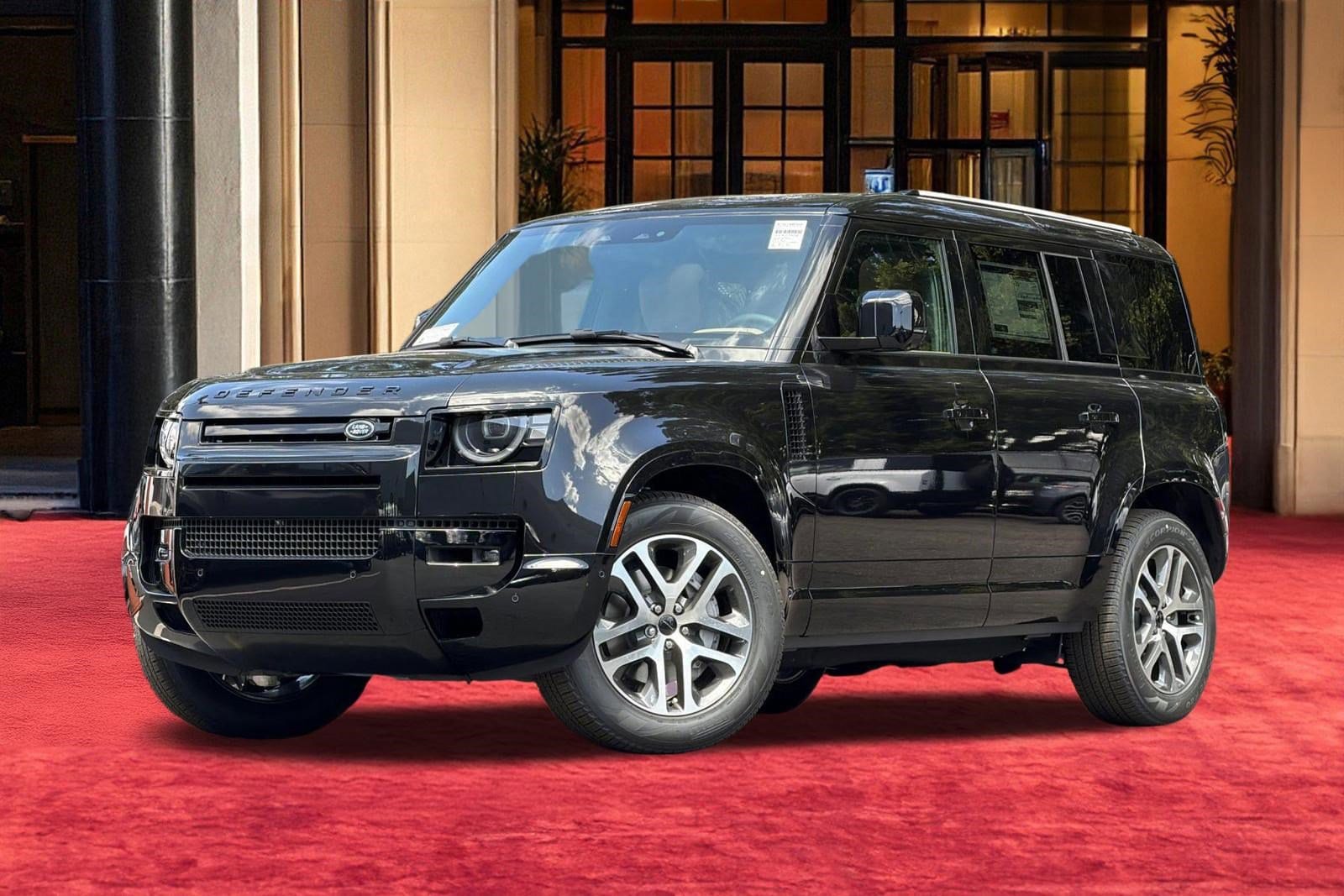2026 Land Rover Defender 110 X-Dynamic SE P400's photo
