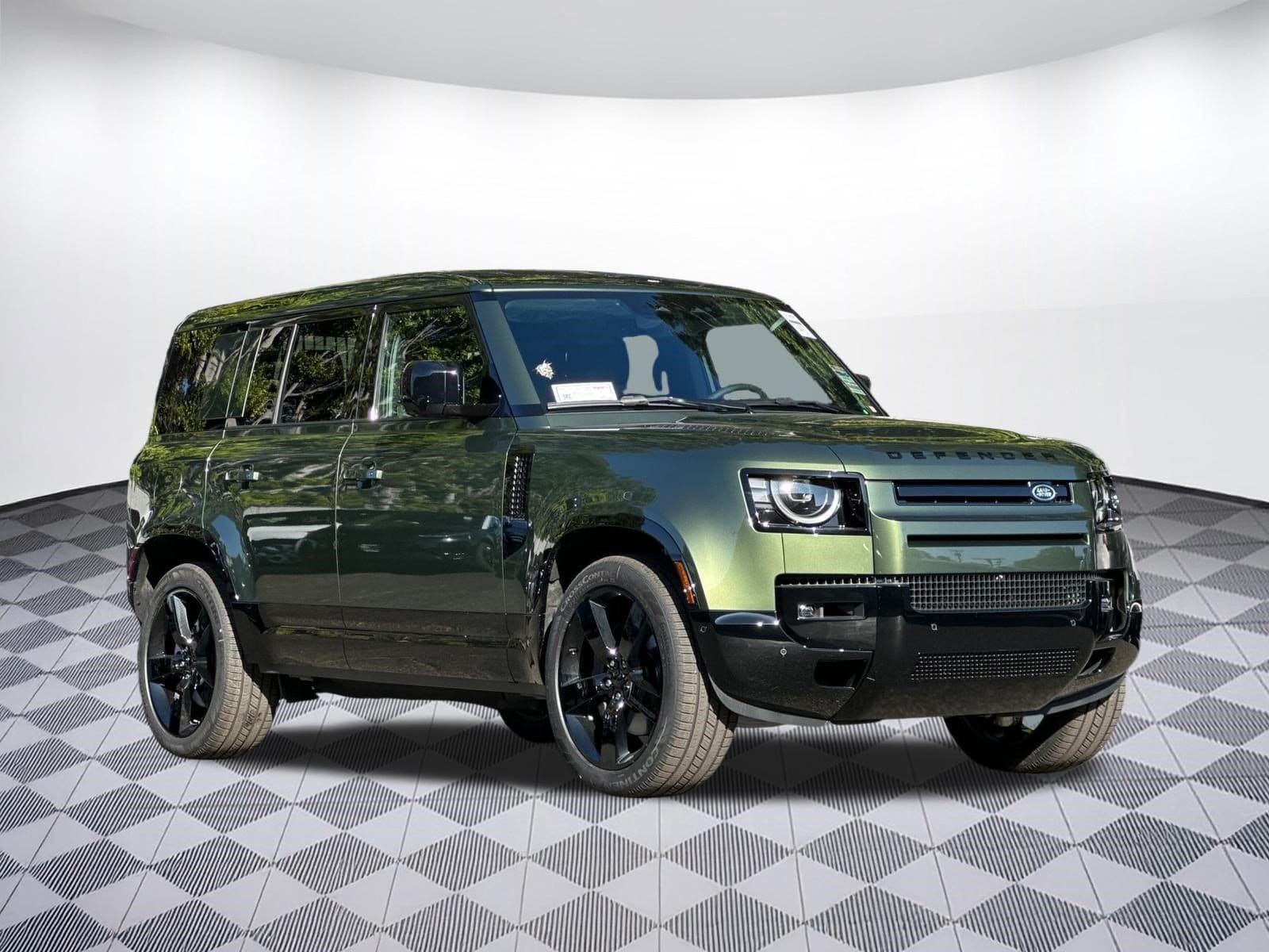 2026 Land Rover Defender X-Dynamic SE - Photo 6