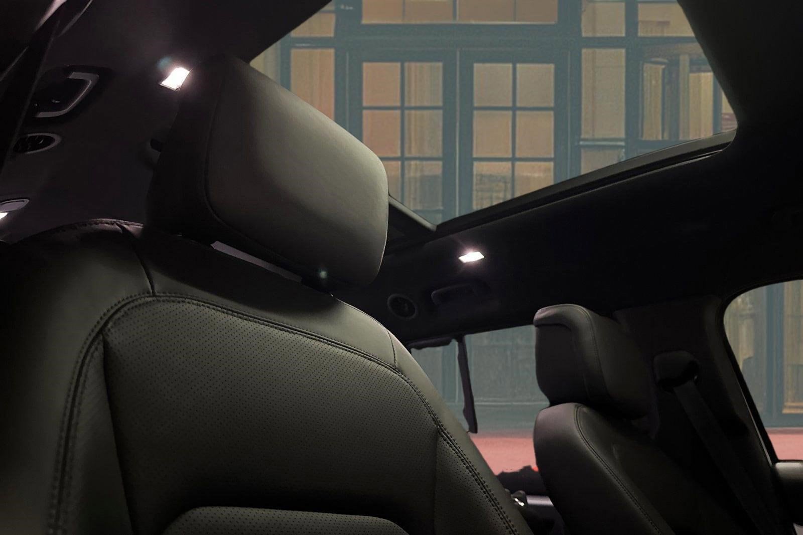 2025 Land Rover Defender X-Dynamic SE - Photo 24