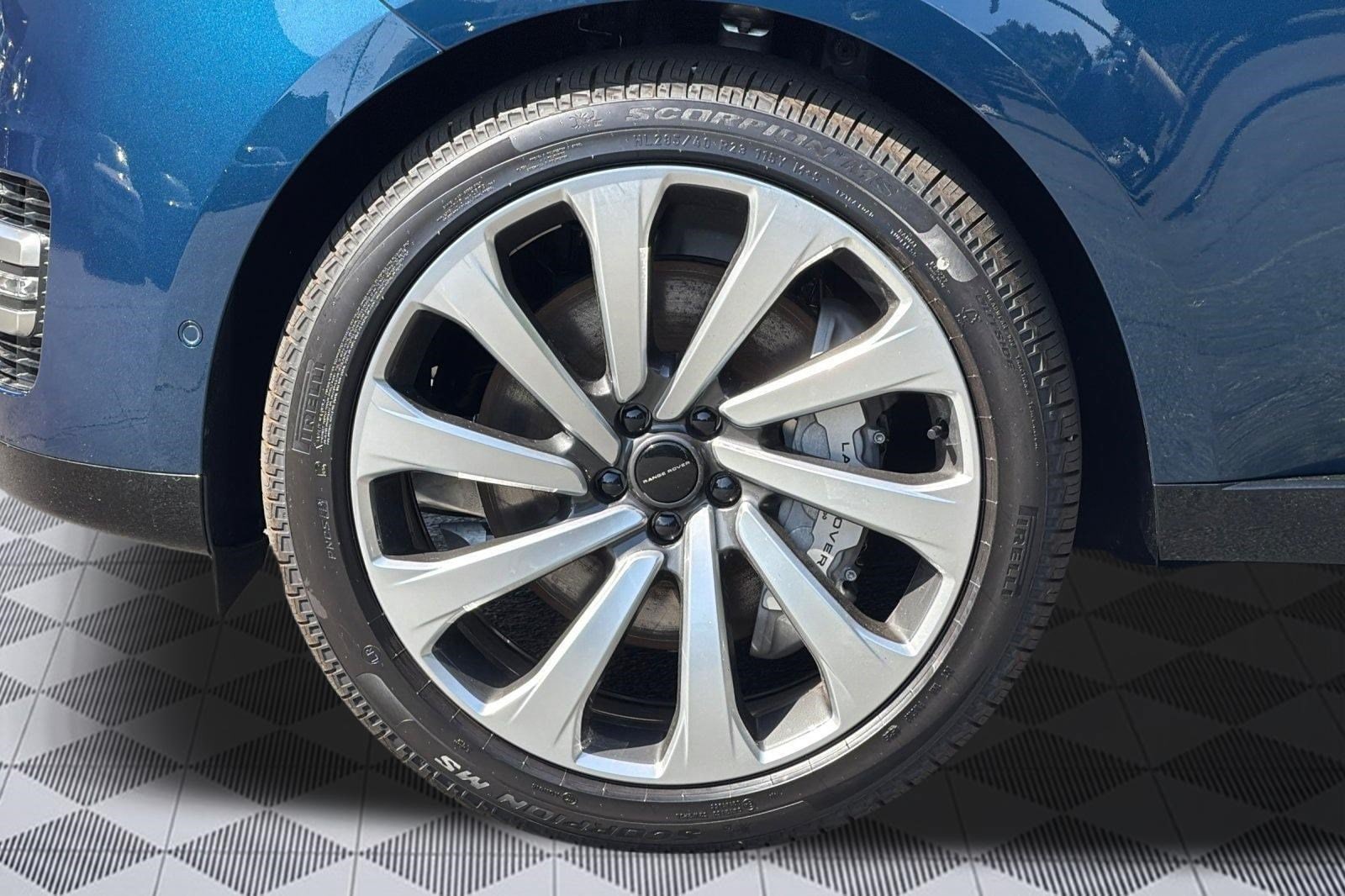 2026 Land Rover Range Rover SE - Photo 13