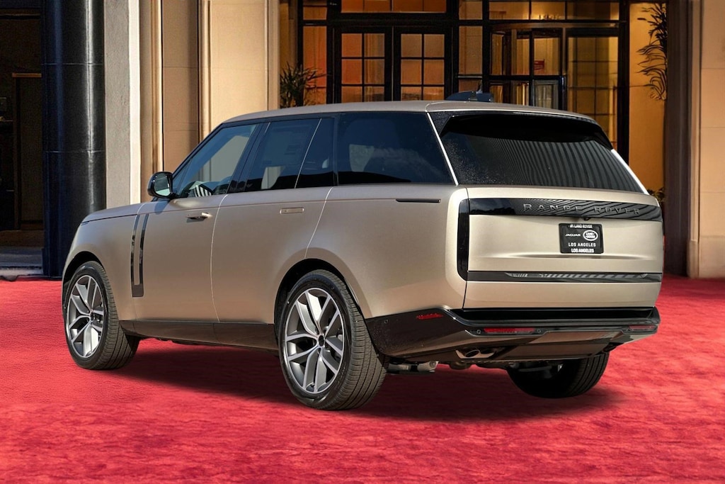 New 2026 Land Rover Range Rover P530 SE SUV