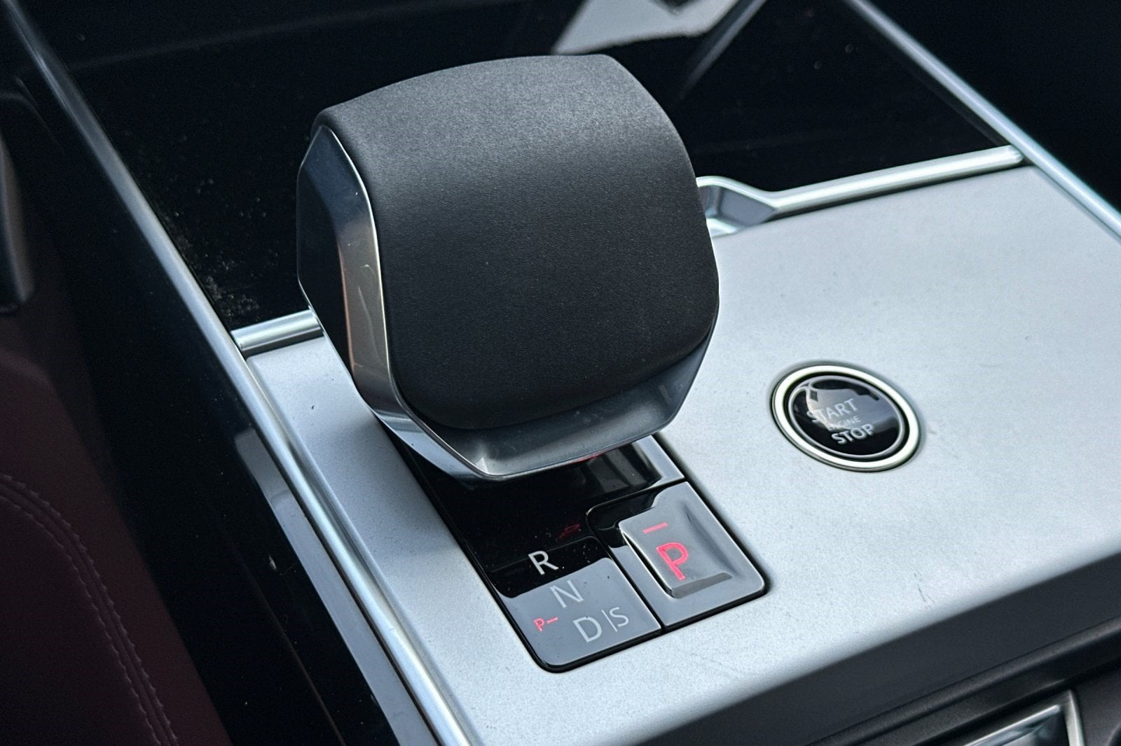 2026 Land Rover Range Rover Autobiography - Photo 17