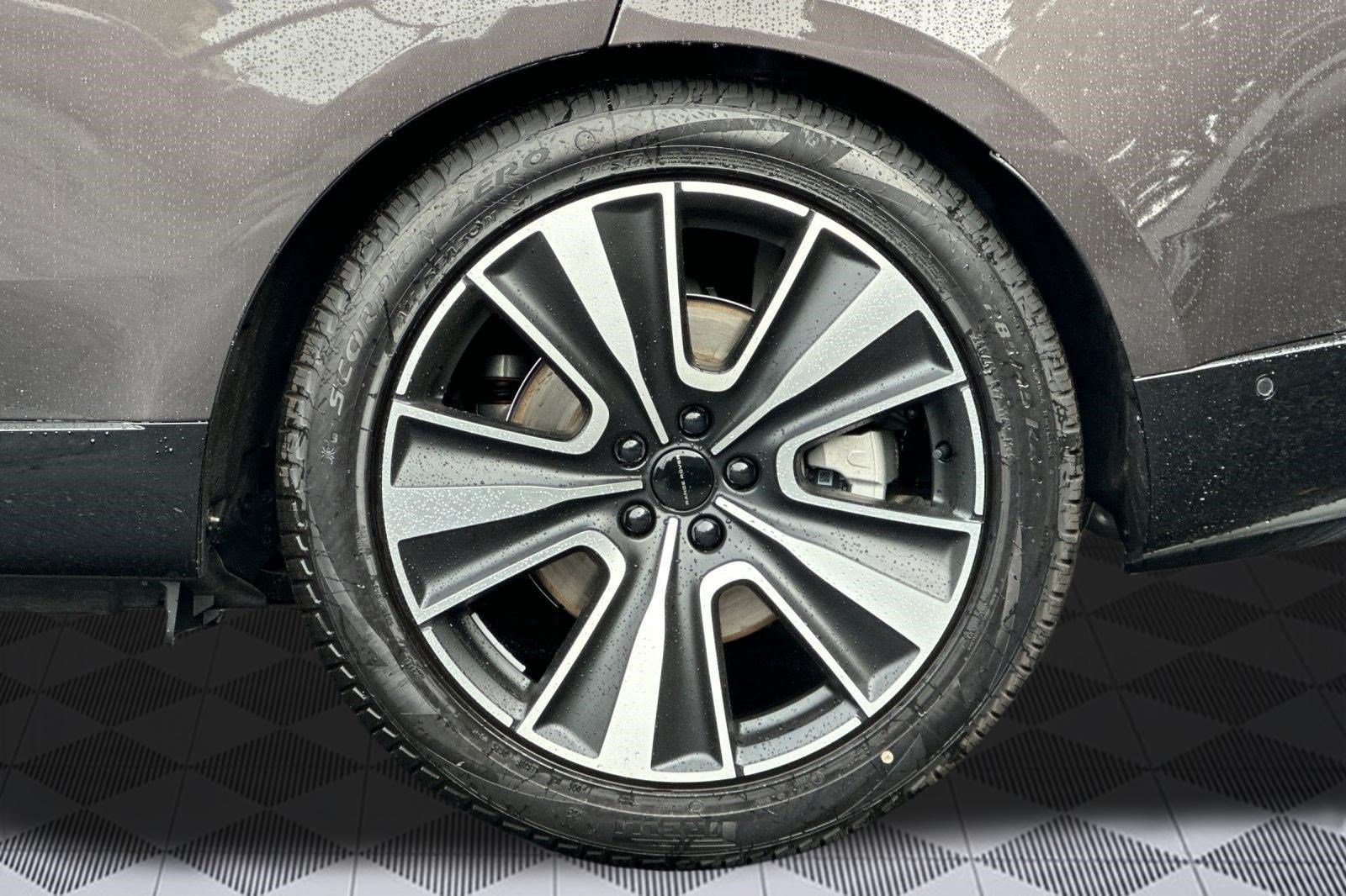 2026 Land Rover Range Rover SE - Photo 13