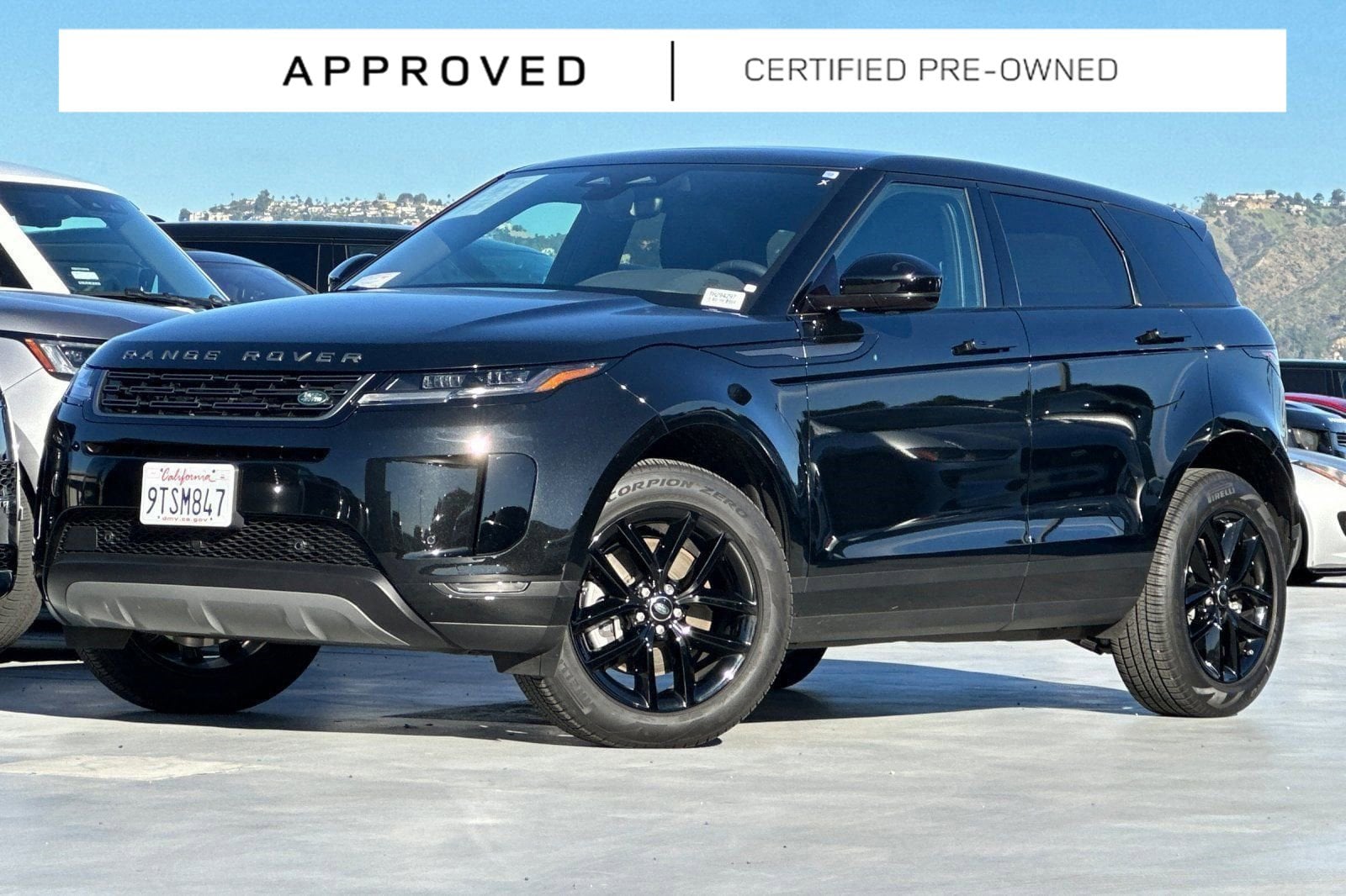 2026 Land Rover Range Rover Evoque S's photo