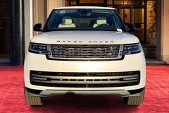 2025 Land Rover Range Rover P530 SE SUV