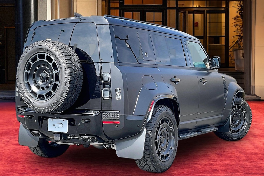 New 2026 Land Rover Defender 110 OCTA Black SUV